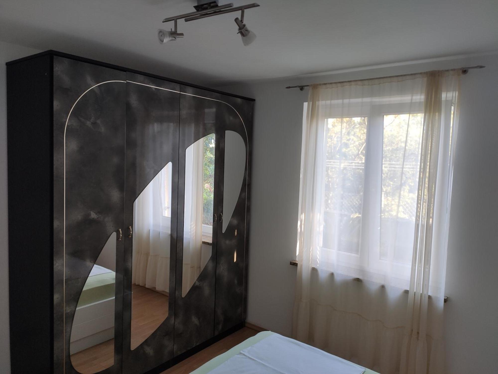קריקווניצה Apartment With Private Garden And The Terrace Ev Station Available מראה חיצוני תמונה