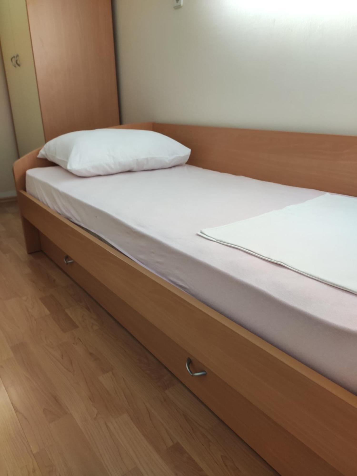 קריקווניצה Apartment With Private Garden And The Terrace Ev Station Available מראה חיצוני תמונה